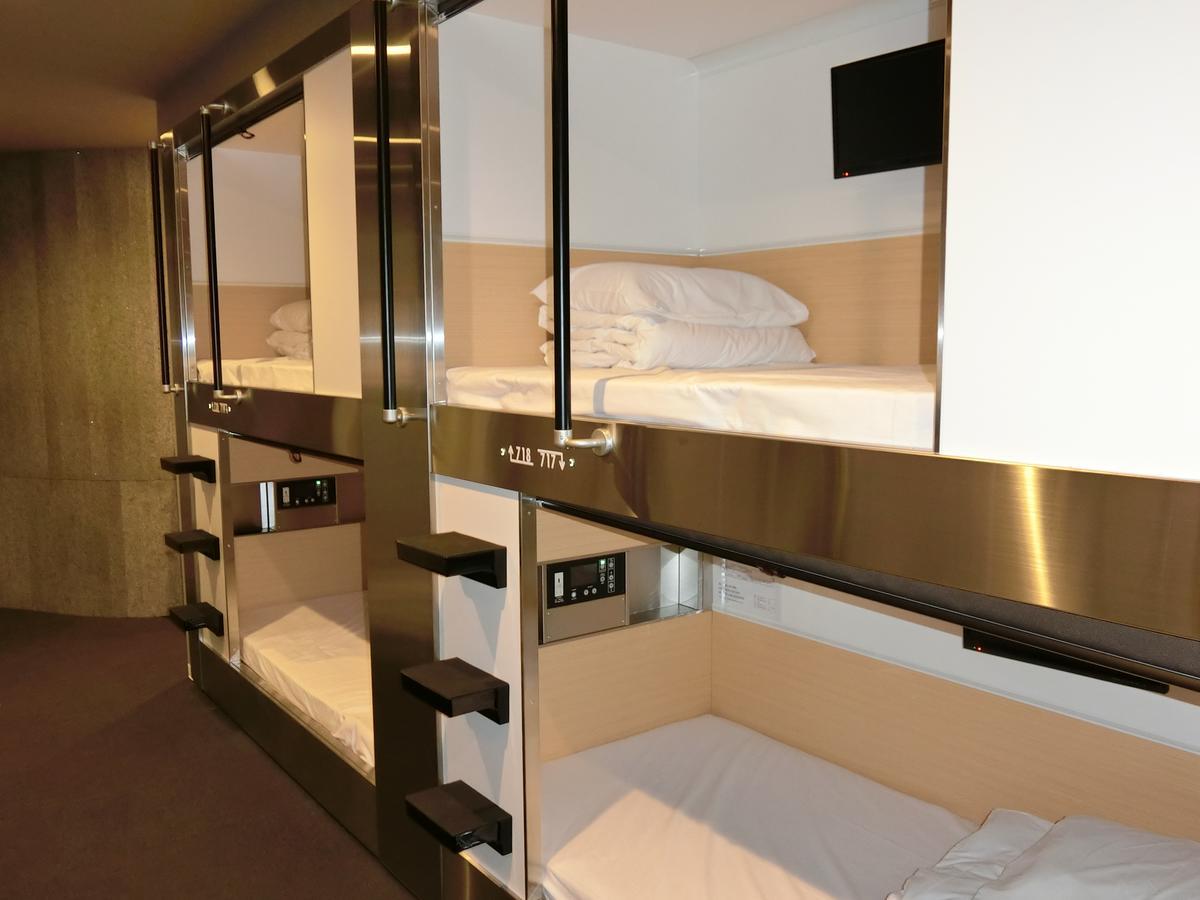 Capsule Hotel Valie Ebisucho Oszaka Kültér fotó