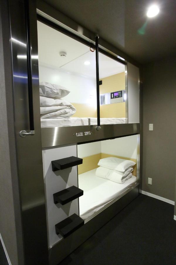 Capsule Hotel Valie Ebisucho Oszaka Kültér fotó